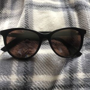 SOLD ELSEWHERE maui jim sunglasses